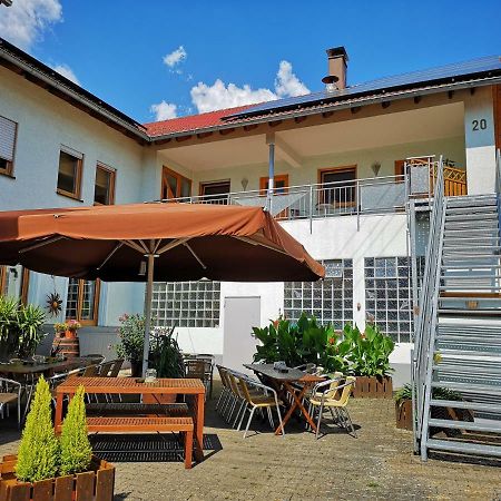 Gasthaus Zum Loewen Seckach Экстерьер фото
